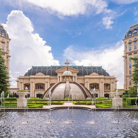 Grand Lisboa Palace Makau Bagian luar foto